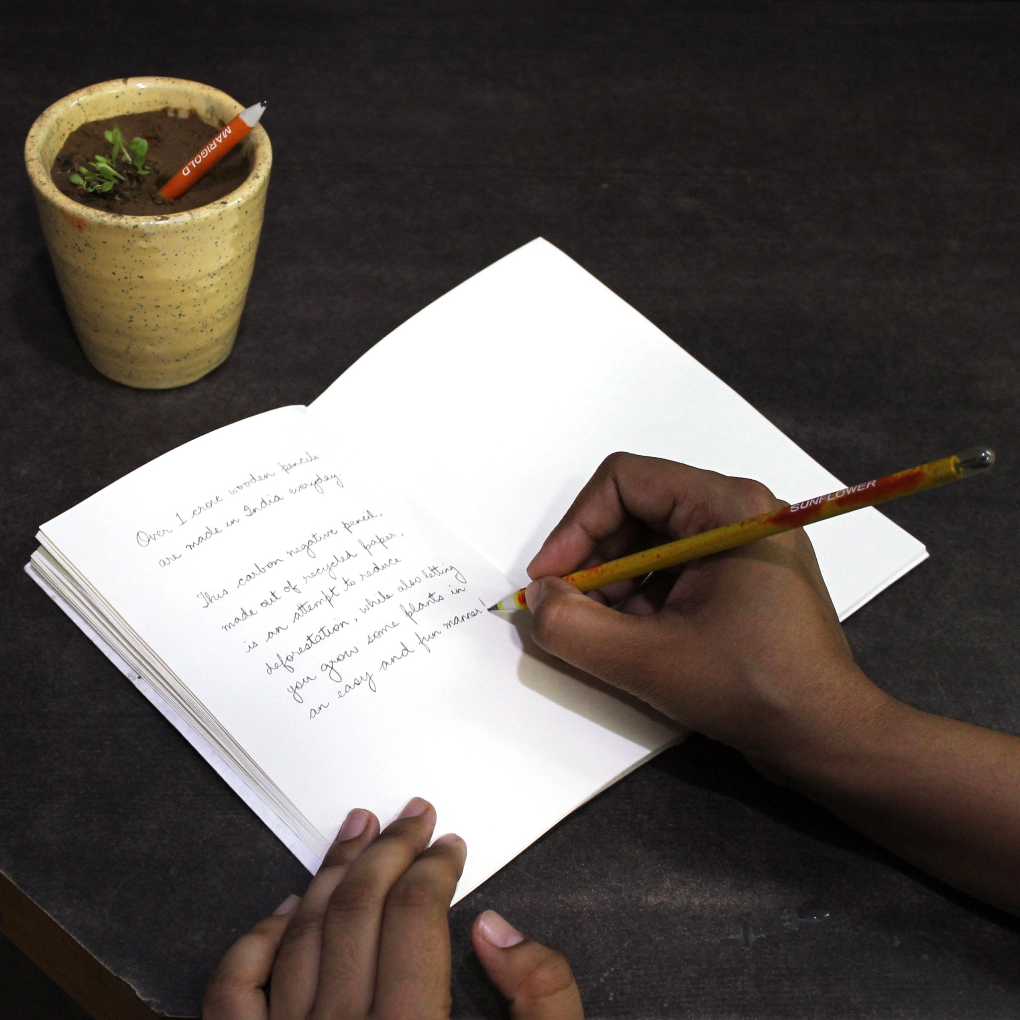 Premium Paper Pen-OQ10