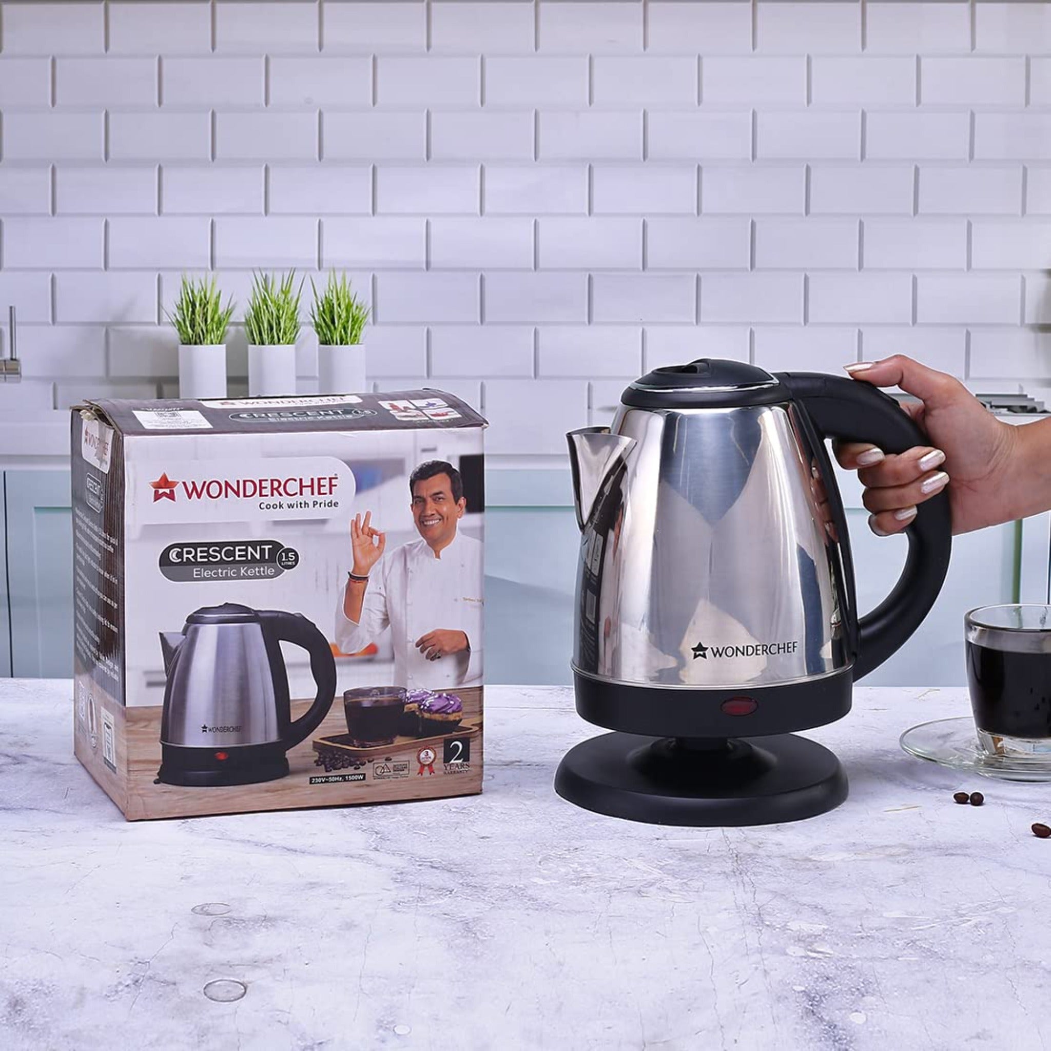 Wonderchef Crescent Electric Kettle 1.5 L