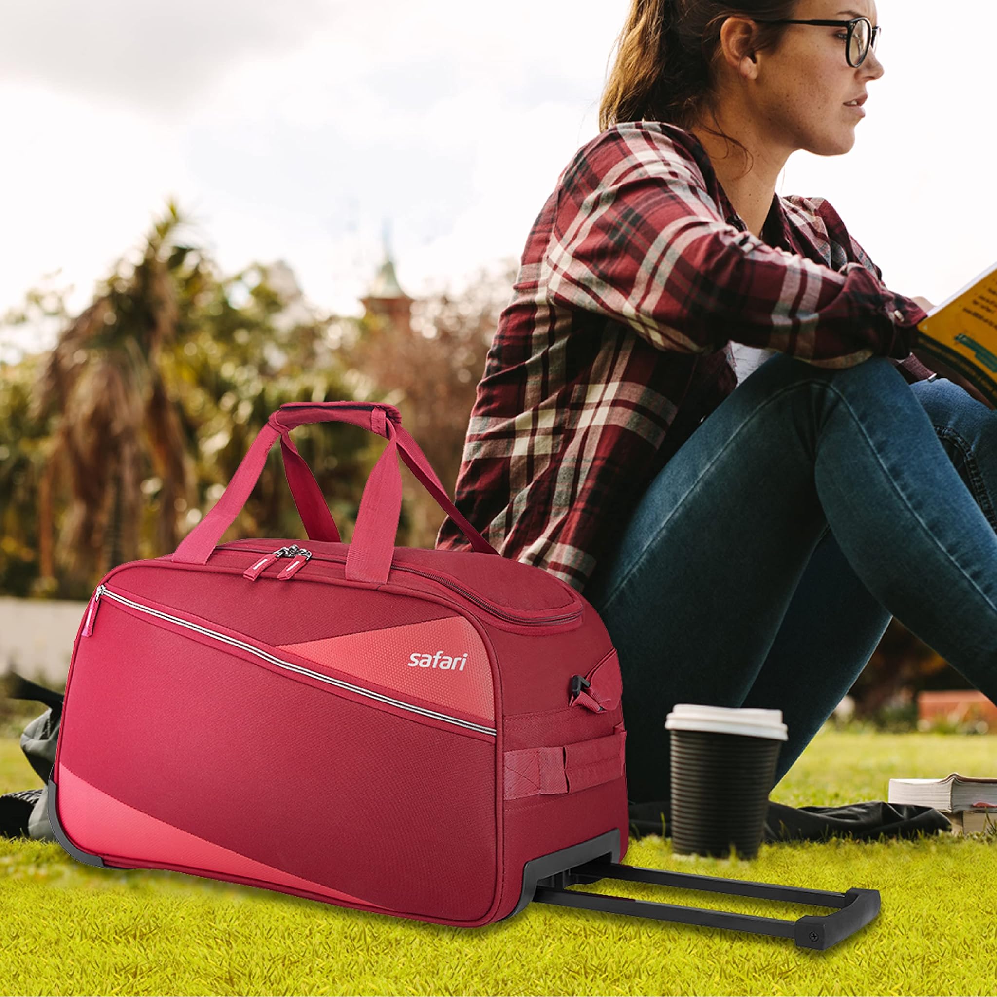 Safari Vistaro RDFL Duffel 63 Ltr